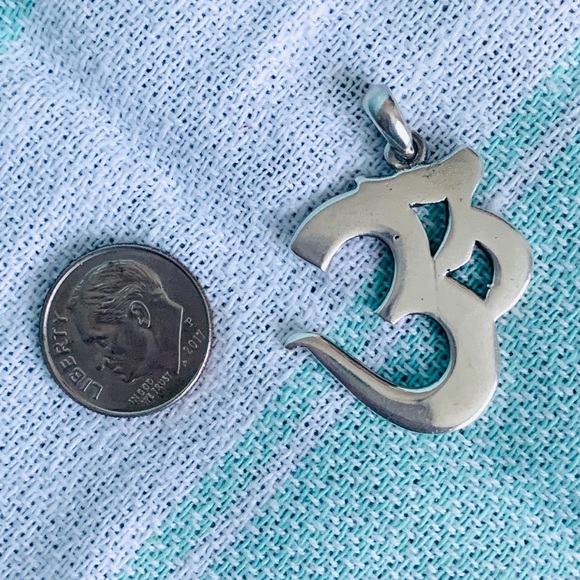 🕉 Om Sterling Necklace - Picture 5 of 8